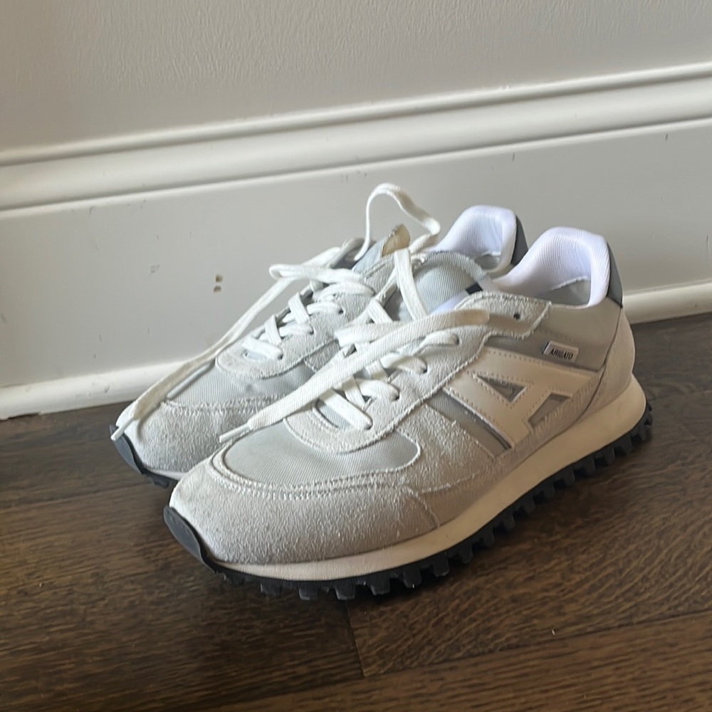 Axel arigato men’s shoes. Size 10.5.